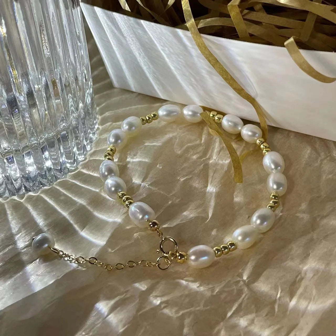 Simple Gold-Pearl Bracelet