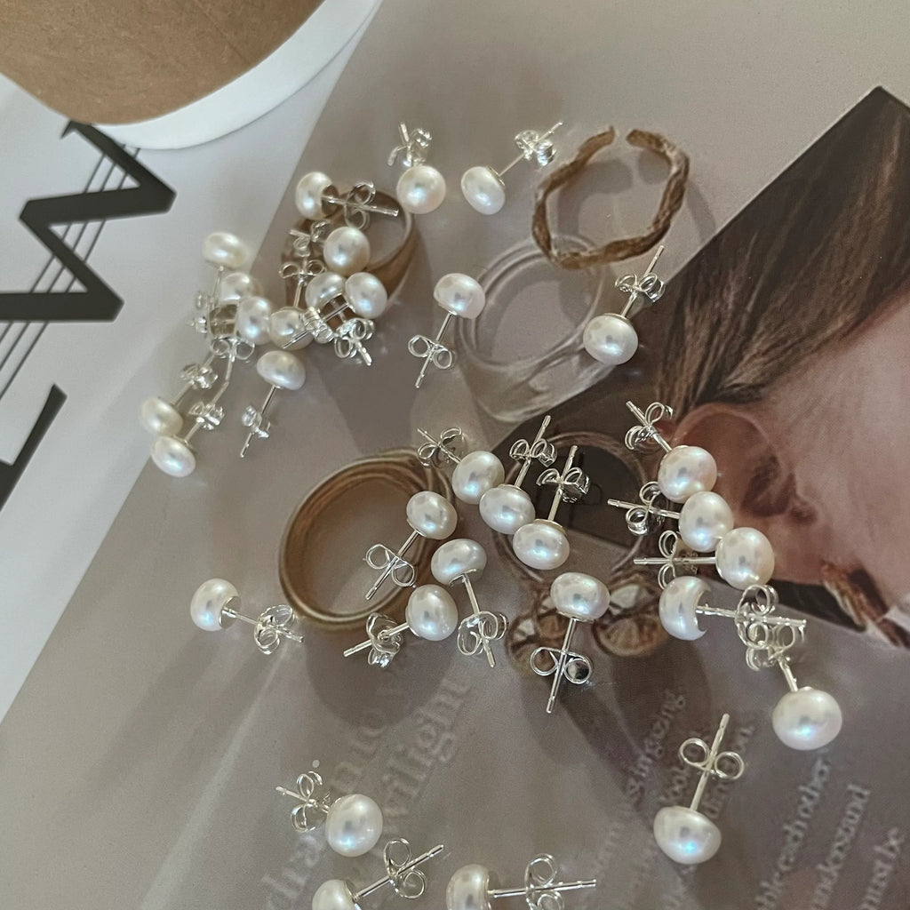 Simple Highlights Round Sliver Pearl Earrings