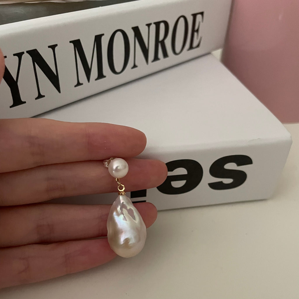 Asymmetrical pearl and  Baroque pendant Earrings