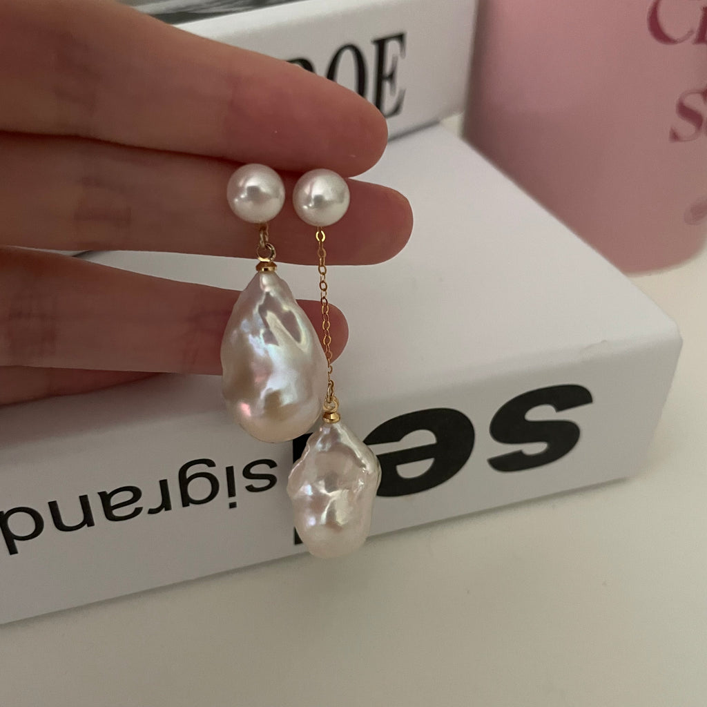 Asymmetrical pearl and  Baroque pendant Earrings