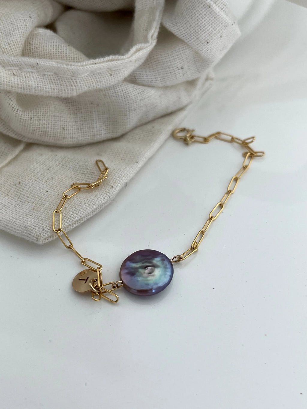 Baroque Pearl Violet Button Bracelet