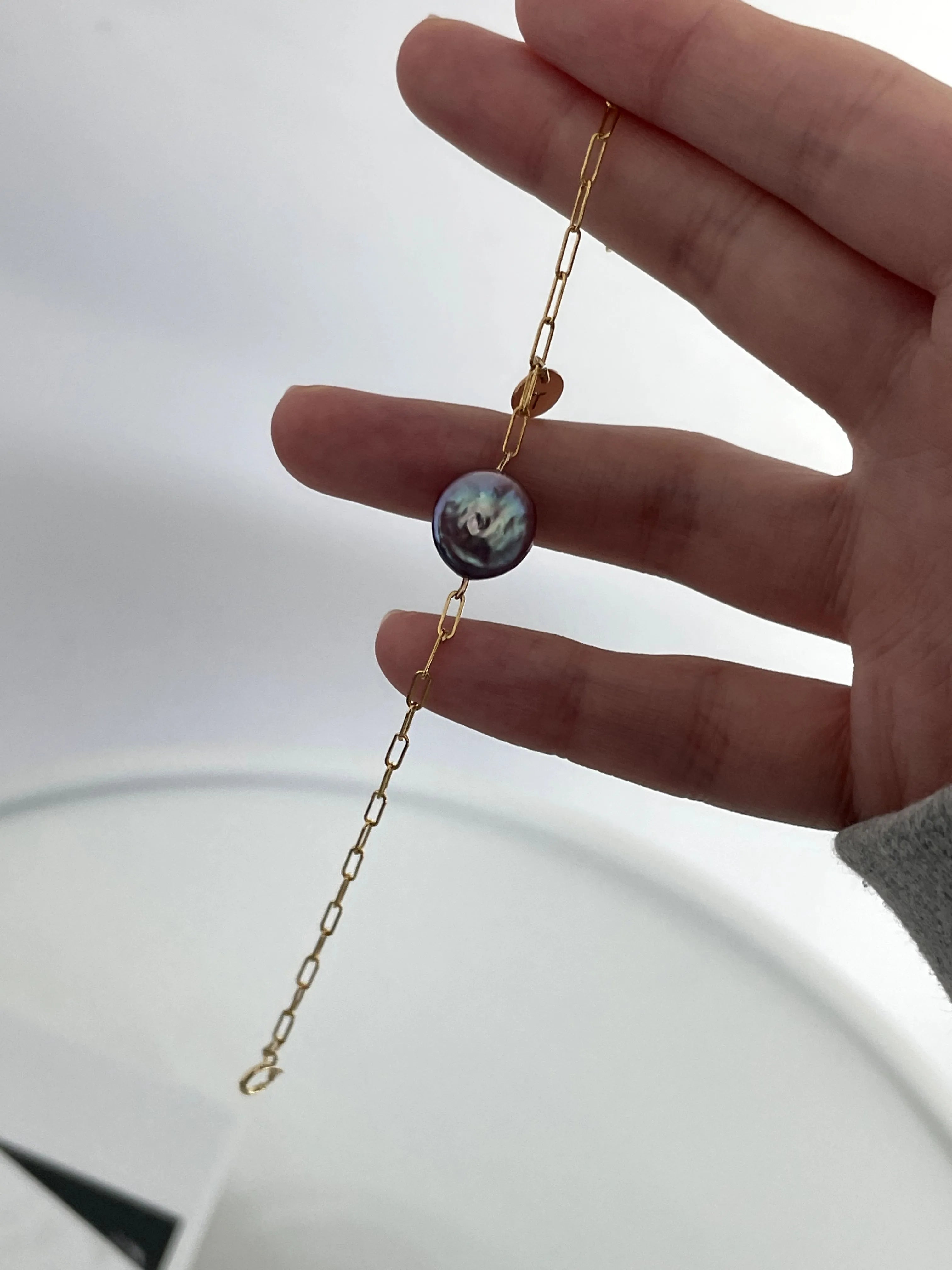 Baroque Pearl Violet Button Bracelet