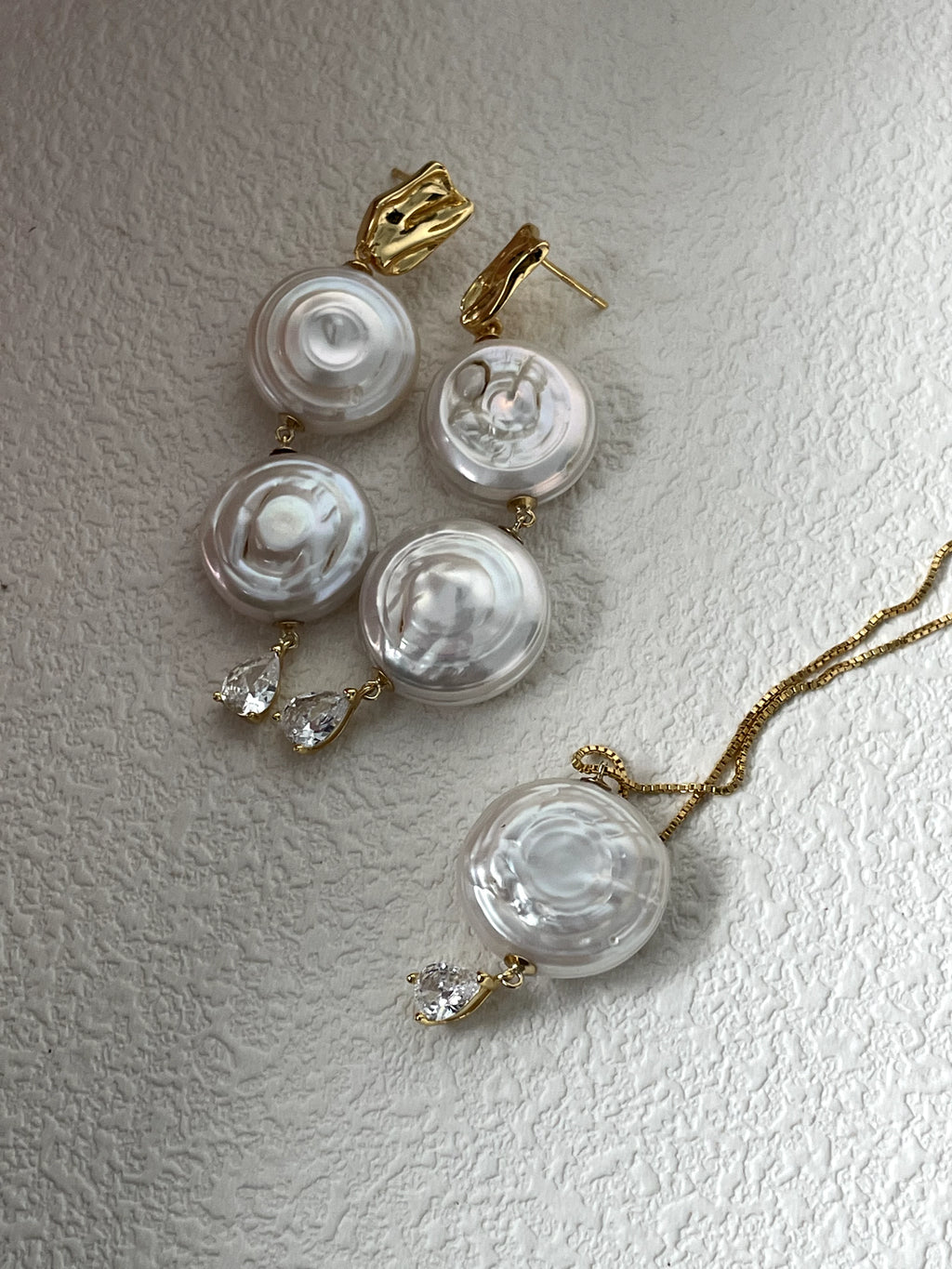 Roman Holiday Baroque Pearl Necklace