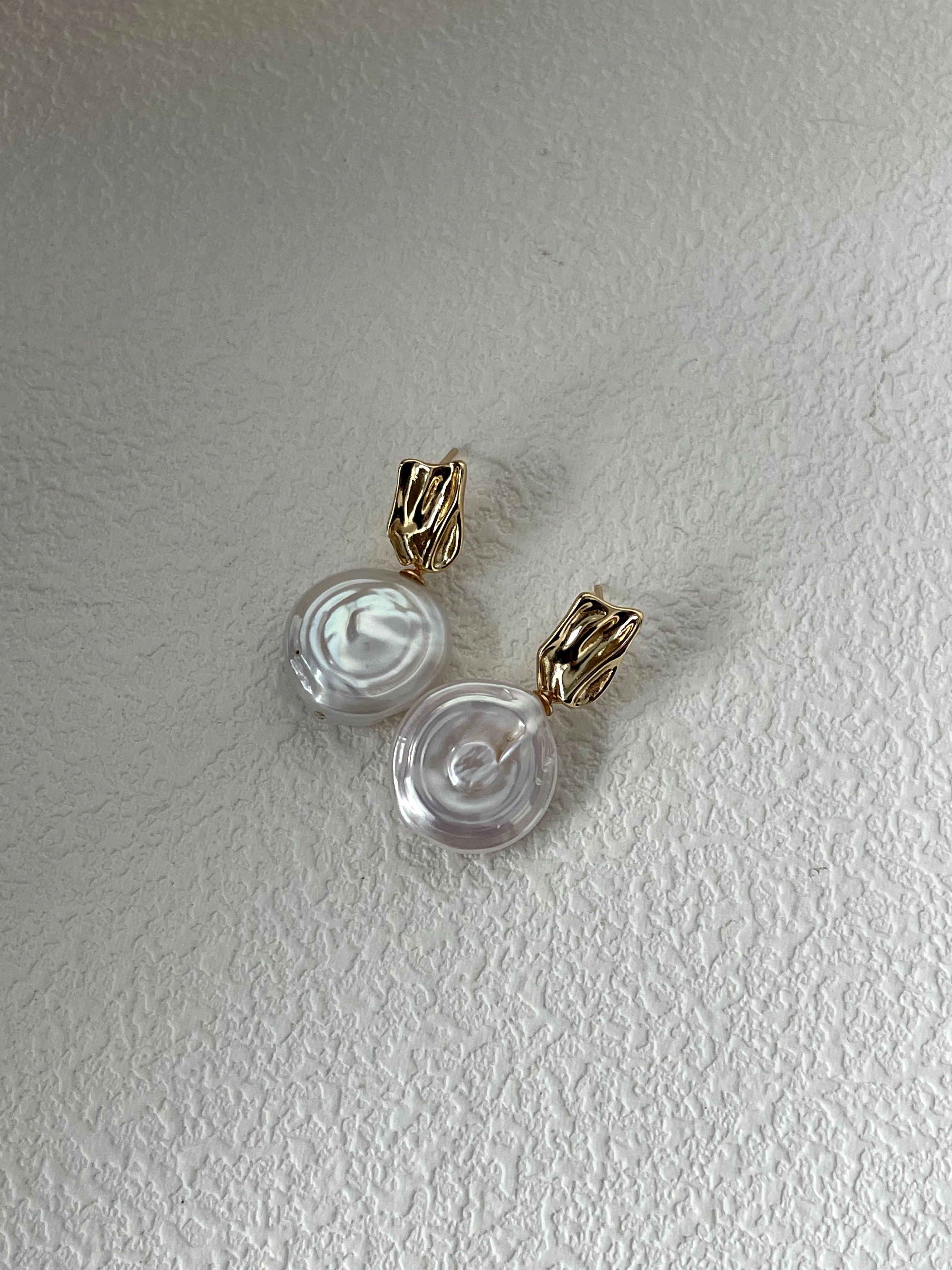 Roman Holiday Spiral Baroque Pearl Earrings