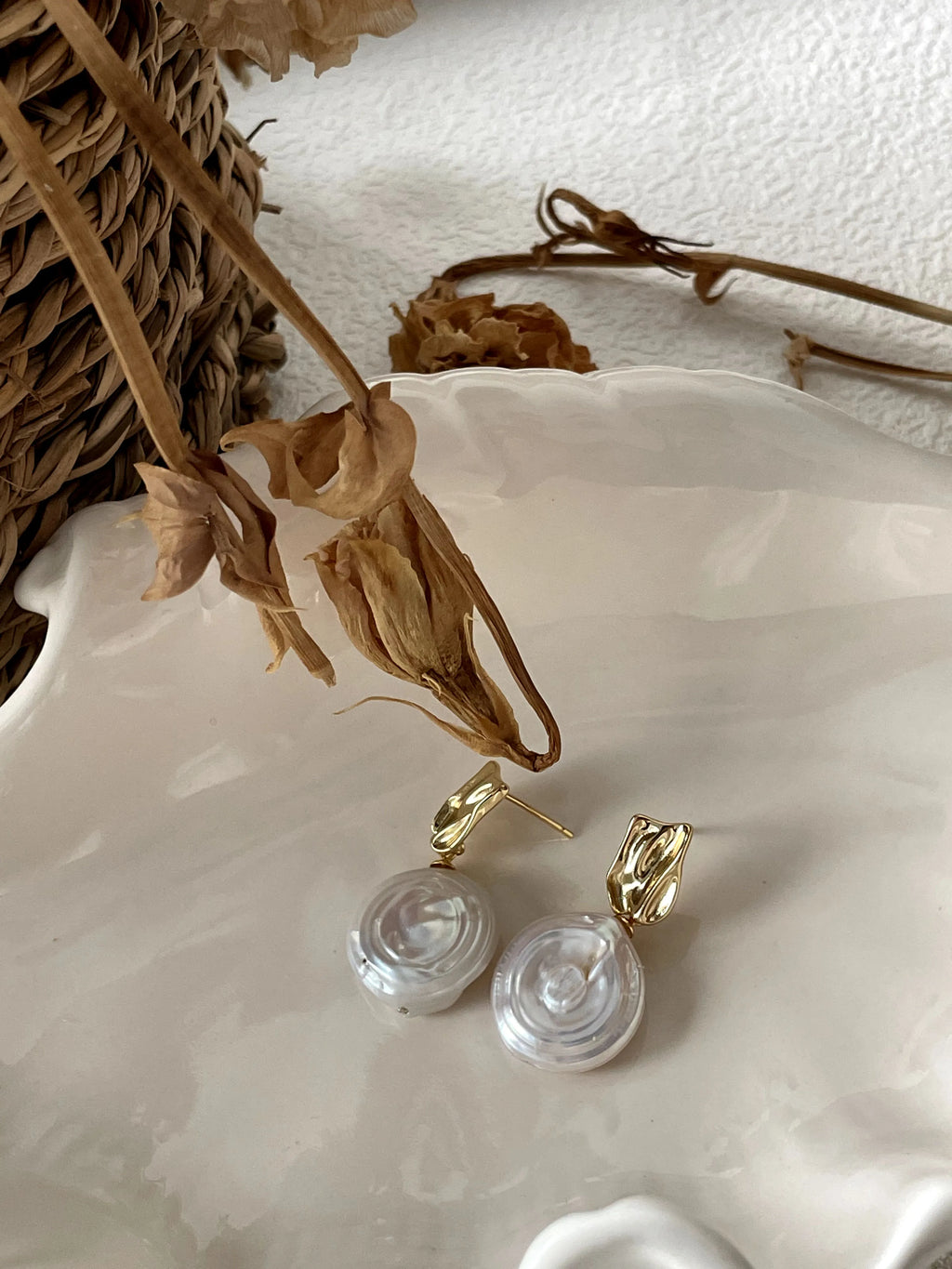 Roman Holiday Spiral Baroque Pearl Earrings