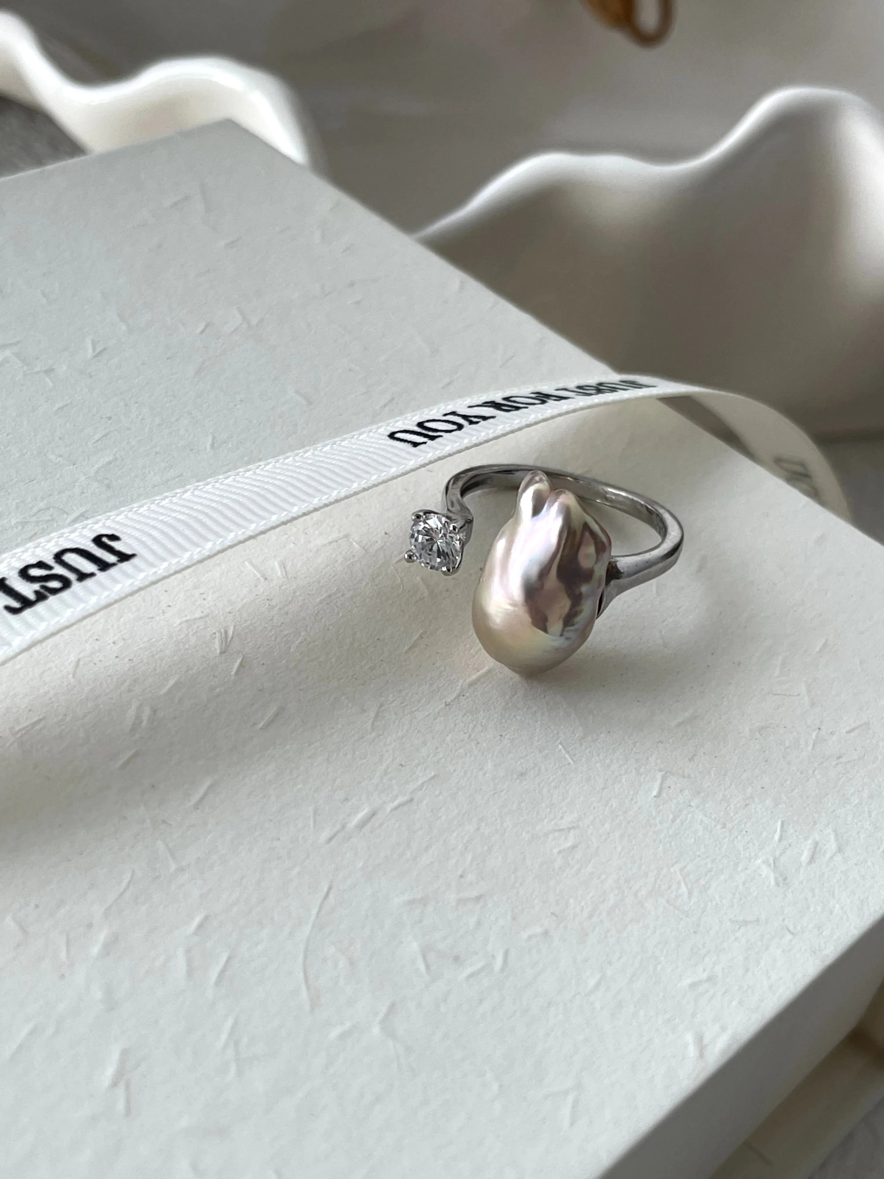 Irregular colorful Baroque pearls Ring with Diamond