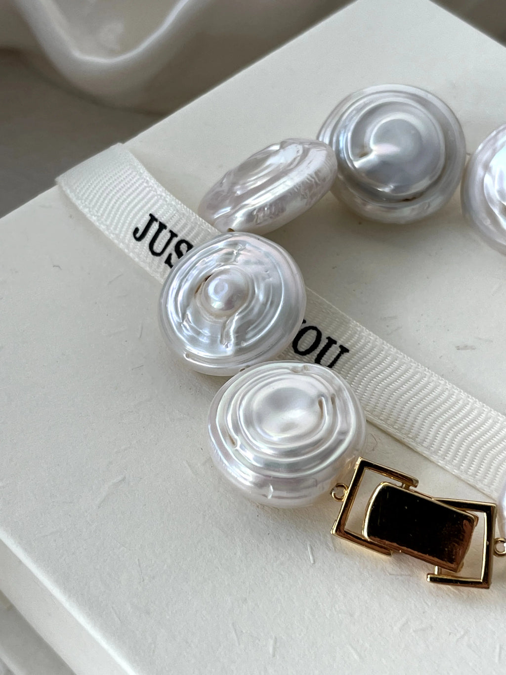 Roman Holiday Baroque Pearls Bracelet