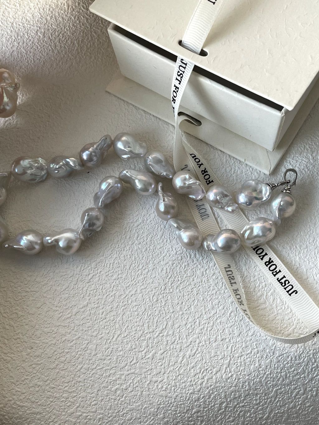 Beaded String Baroque Pearls Necklace