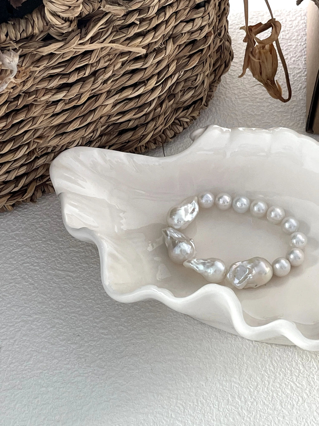 Exquisite Baroque Pearl Bracelet