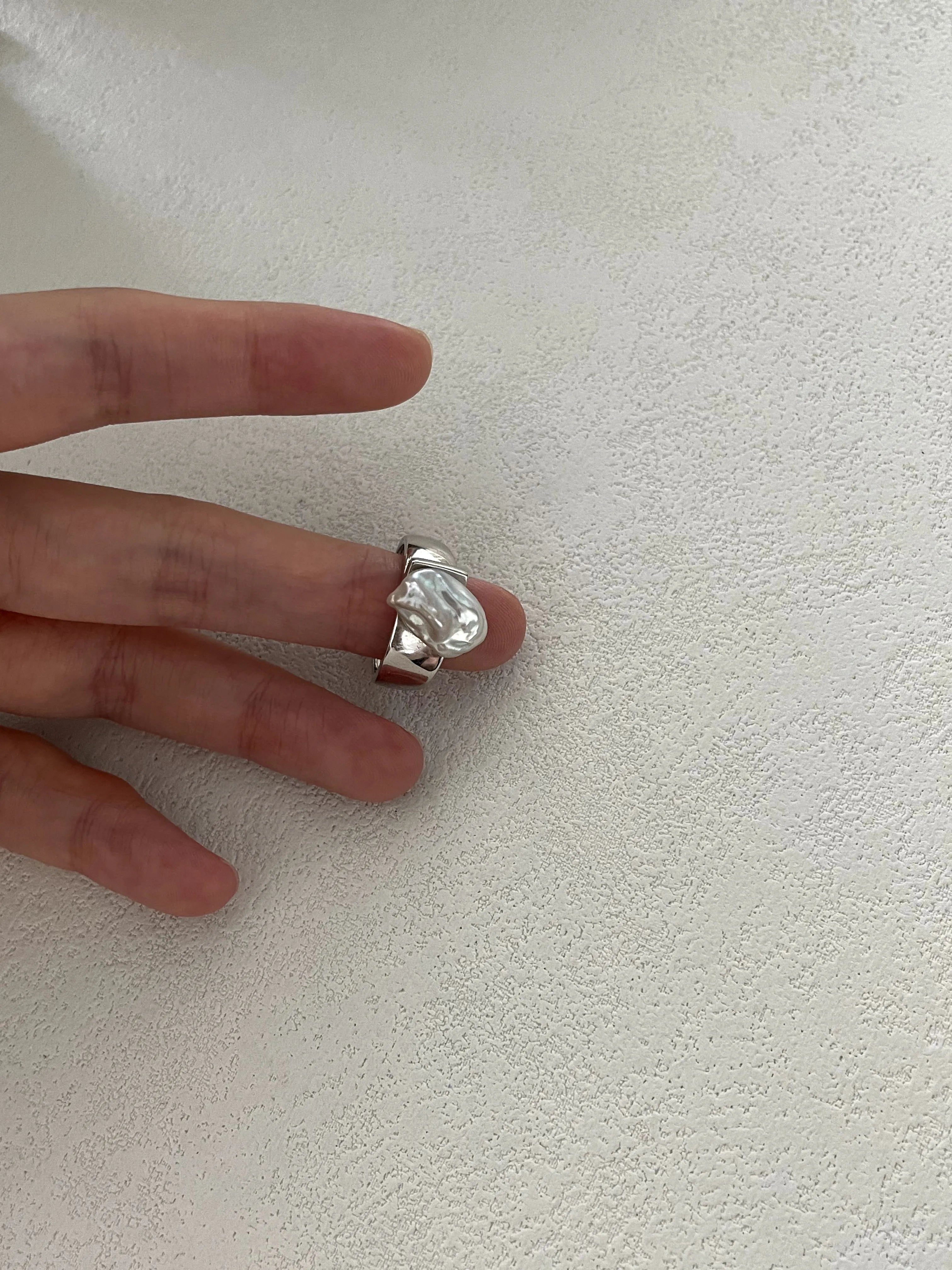 Baroque Pearl Silver Crest Ring