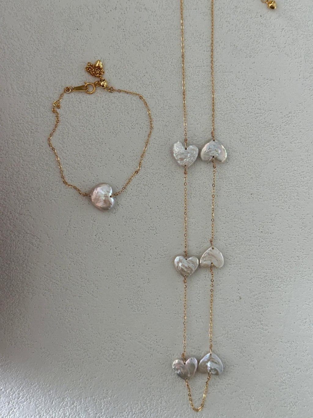 Pearlescent Heart Trail Necklace