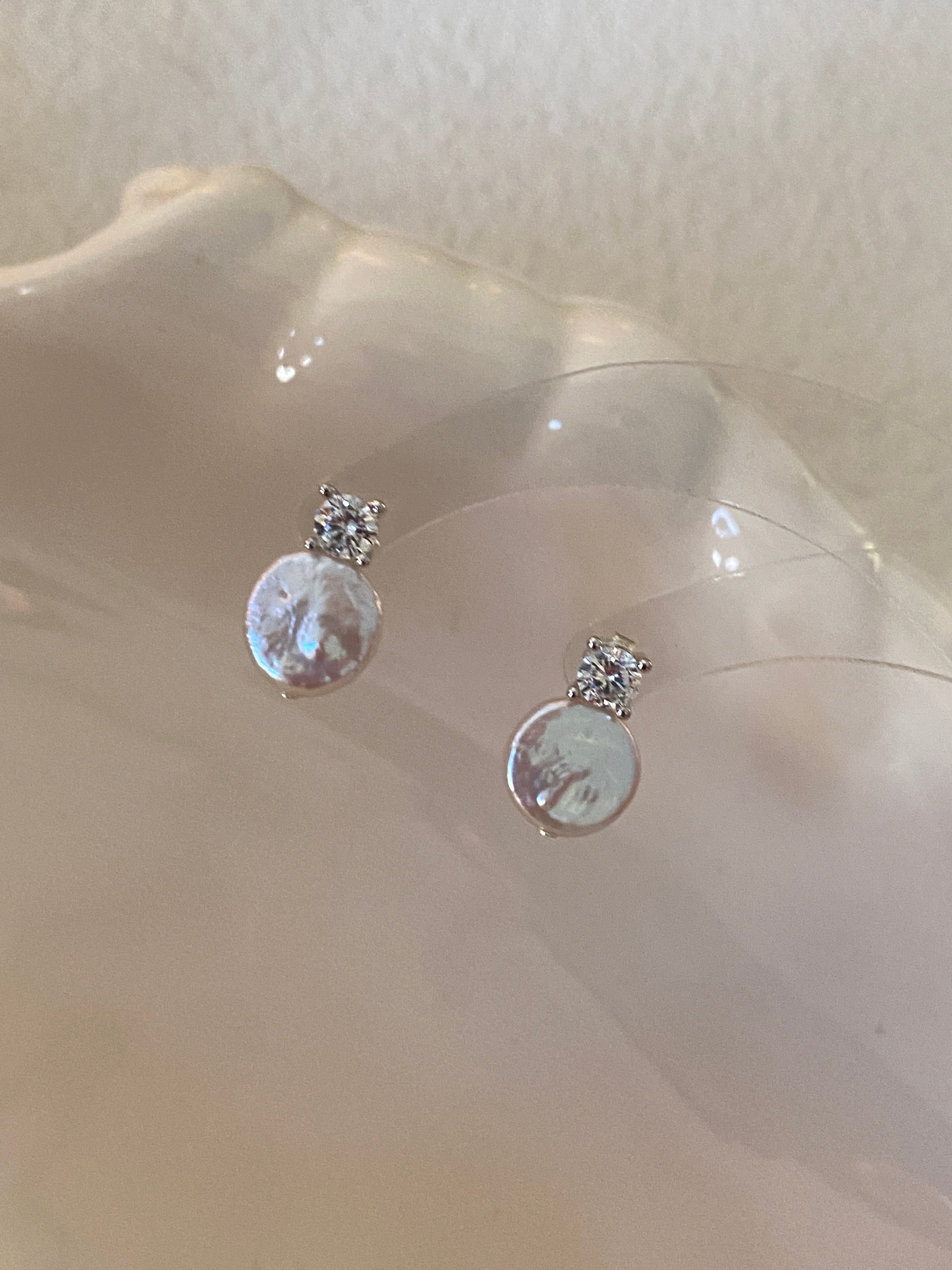 Athena's Baroque Disc Pearl  Diamond Drop