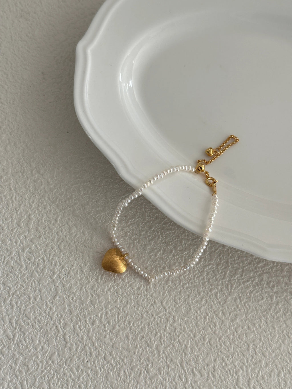 Heart-shaped Pendant Mini Baroque Pearl Bracelet