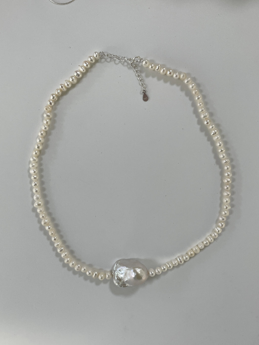 Large Baroque Natural Pearls Beaded Necklace