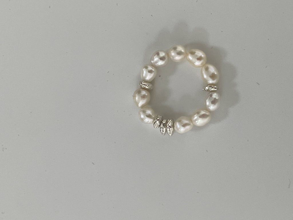 Irregular mini Baroque Pearl silver ring