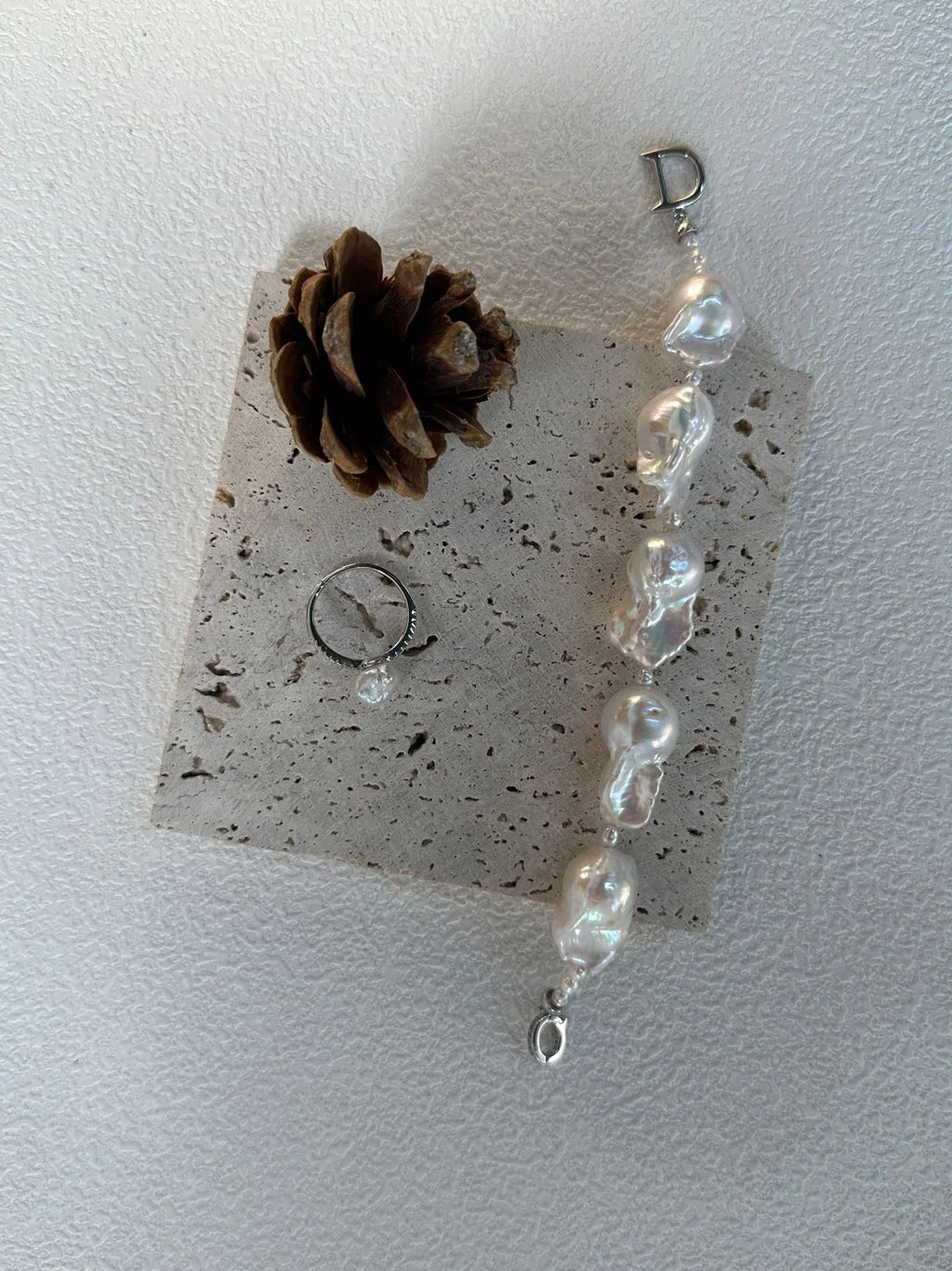 Elegance Baroque Pearl Bracelet