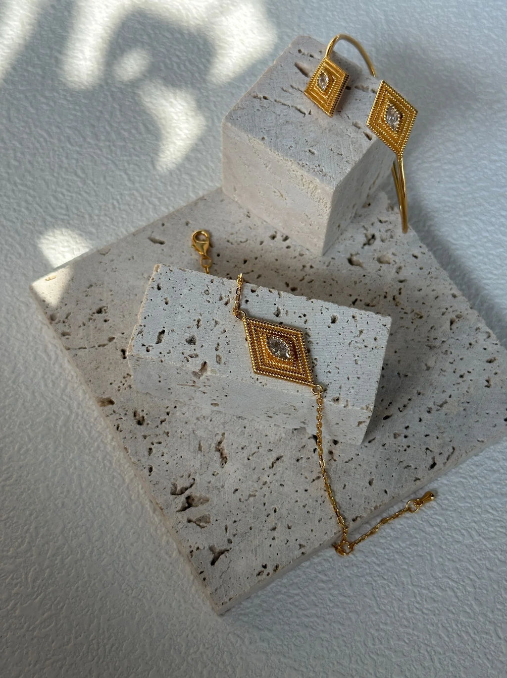 Gold-plated Greek Eye Bracelet