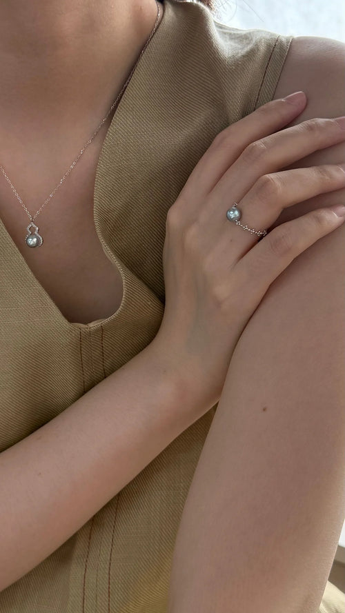 Adjustable seawater Madama Akoya Pearl Ring