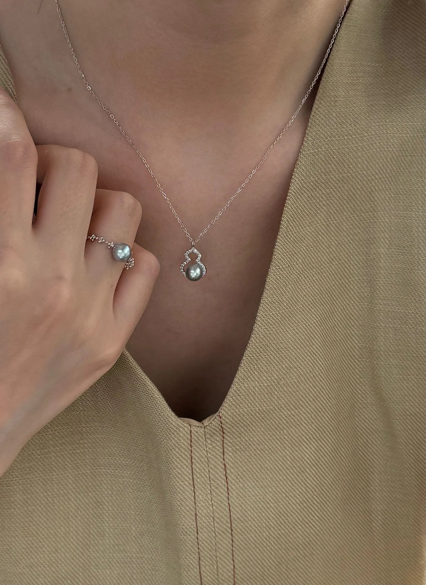 Adjustable seawater Madama Akoya Pearl Ring