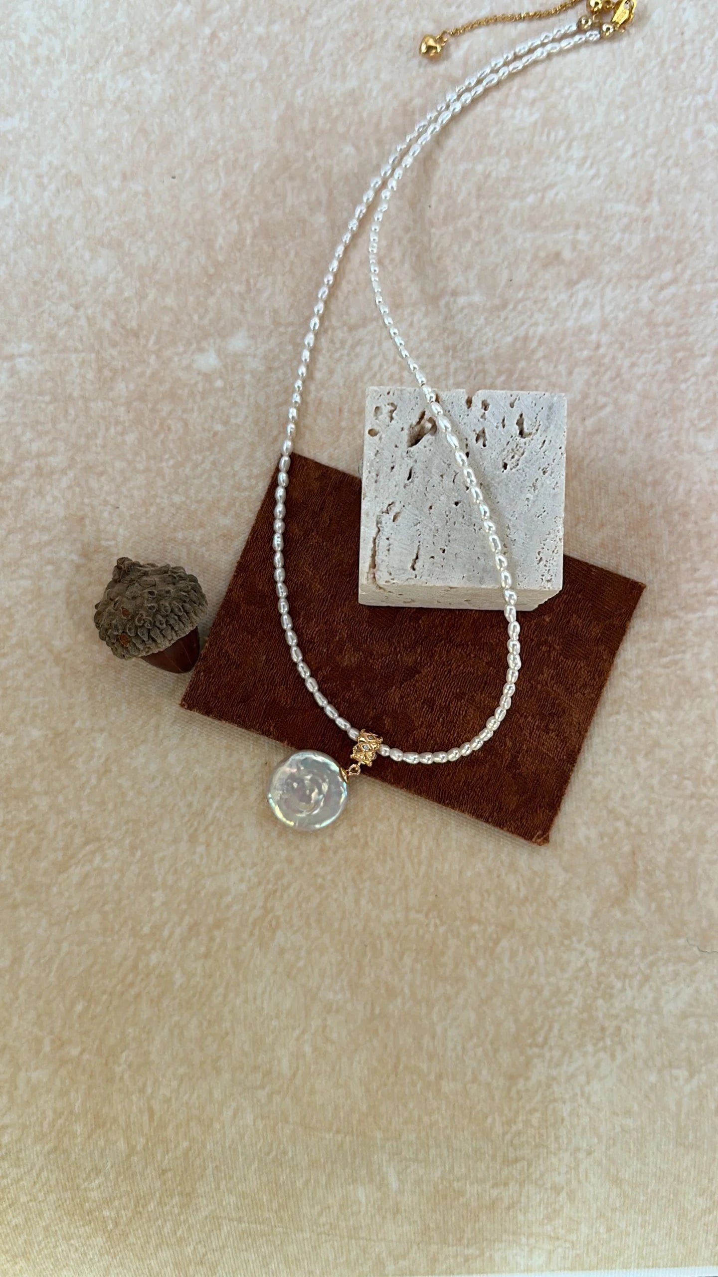 Roman Glow Woven Pearl Necklace