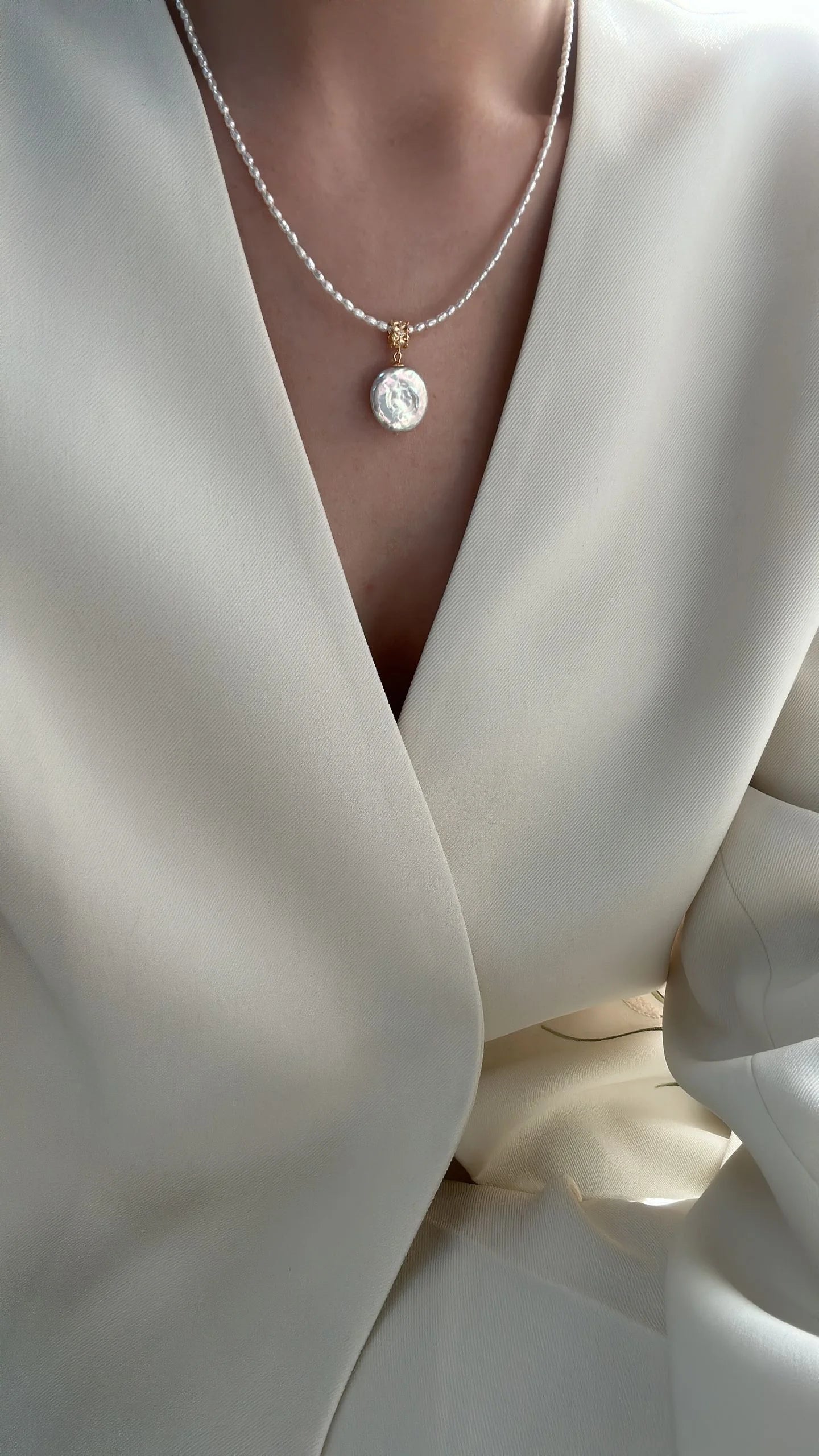 Roman Glow Woven Pearl Necklace