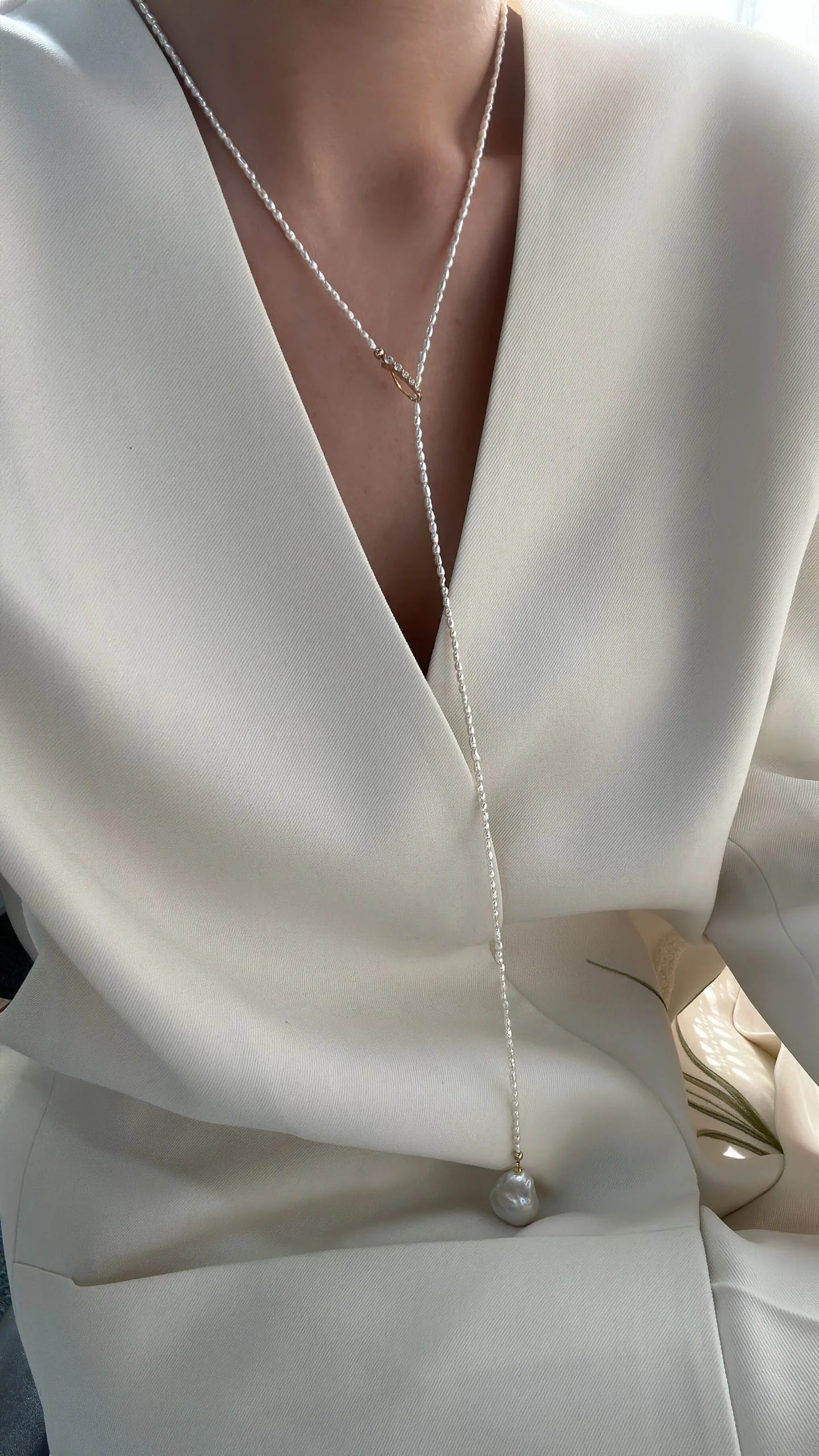 Luminous Drop Pearl Drawstring Lariat Necklace